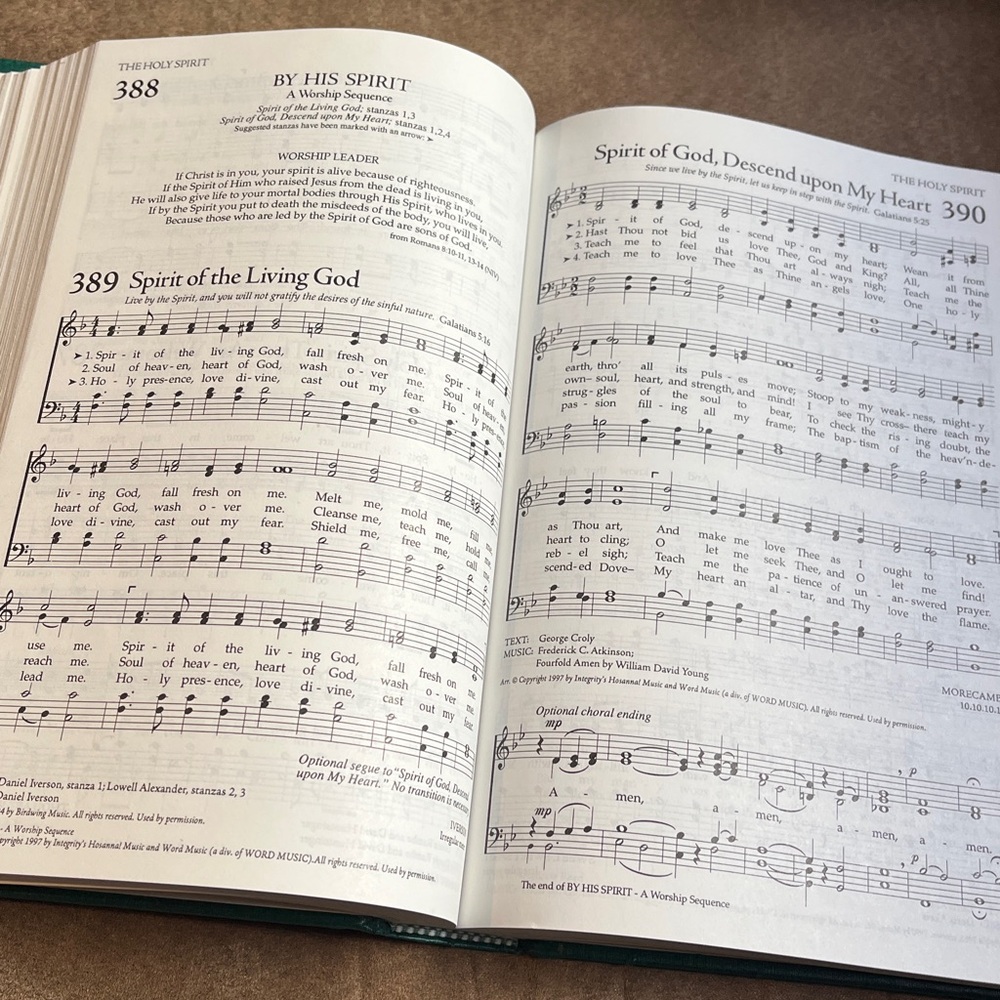 Hymnal in great used condition - Picture 3 of 5